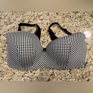 Cacique houndstooth Black and White Women's balconette Bra size 42DDD